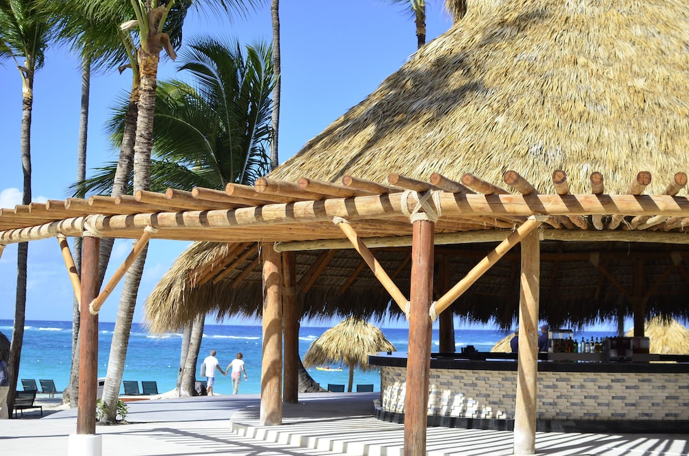 Royalton Splash Punta Cana, An Autograph Collection All-Inclusive Resort & Casino — Beach in Bavaro, La Altagracia