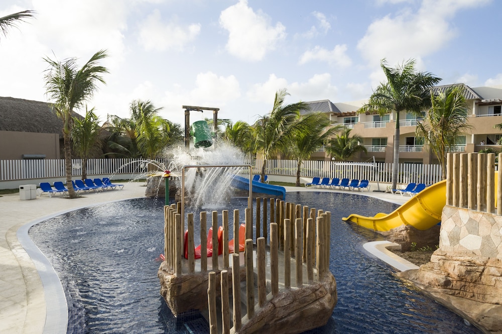Royalton Splash Punta Cana, An Autograph Collection All-Inclusive Resort & Casino — Attractions for children in Bavaro, La Altagracia
