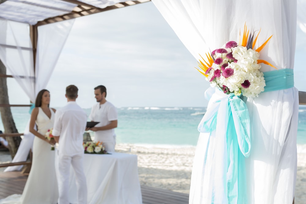 Royalton Splash Punta Cana, An Autograph Collection All-Inclusive Resort & Casino — Beach in Bavaro, La Altagracia