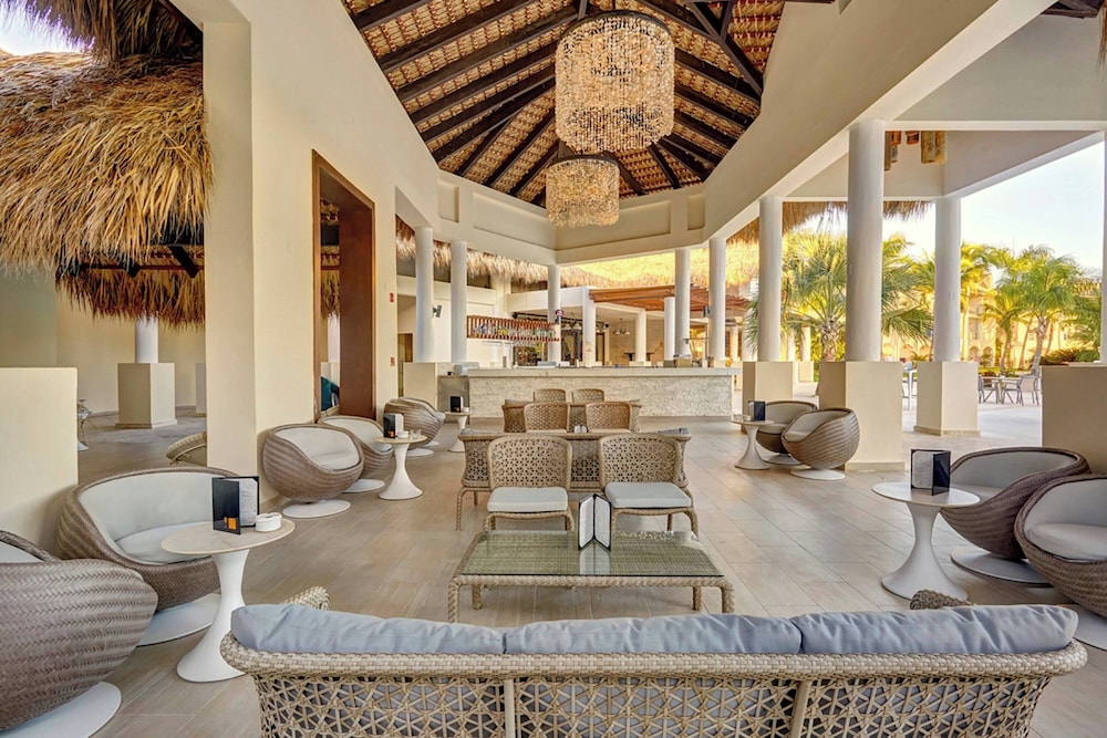 Royalton Splash Punta Cana, An Autograph Collection All-Inclusive Resort & Casino — Restaurant & bars in Bavaro, La Altagracia