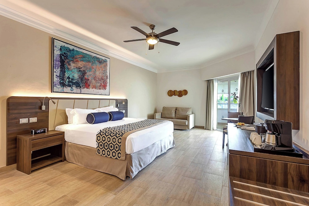 Royalton Splash Punta Cana, An Autograph Collection All-Inclusive Resort & Casino — Hotel rooms in Bavaro, La Altagracia