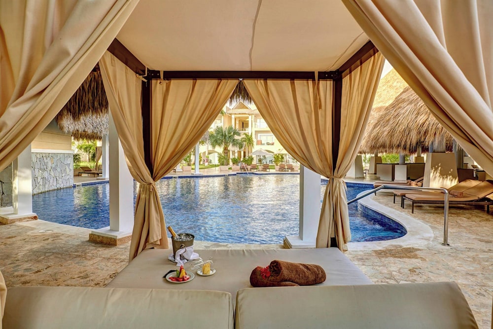 Royalton Splash Punta Cana, An Autograph Collection All-Inclusive Resort & Casino — Swimming pool in Bavaro, La Altagracia