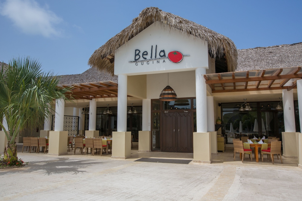 Royalton Splash Punta Cana, An Autograph Collection All-Inclusive Resort & Casino — Restaurant & bars in Bavaro, La Altagracia