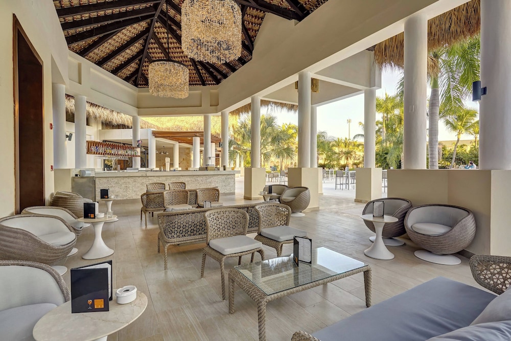 Royalton Splash Punta Cana, An Autograph Collection All-Inclusive Resort & Casino — Restaurant & bars in Bavaro, La Altagracia