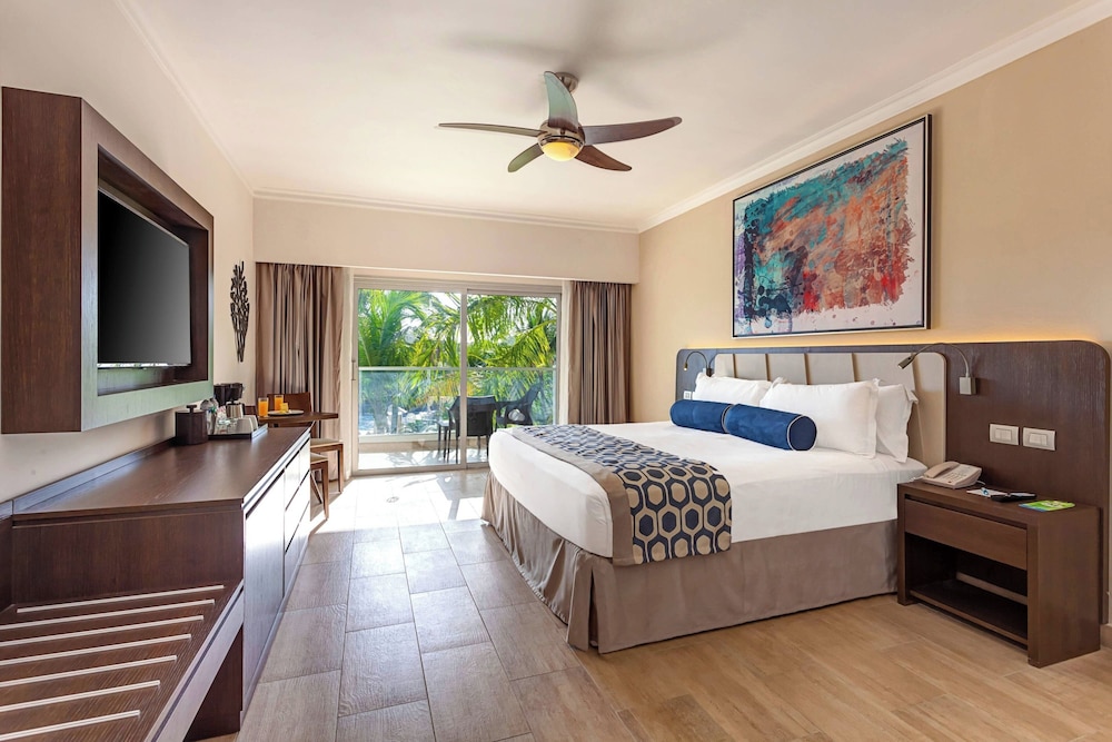 Royalton Splash Punta Cana, An Autograph Collection All-Inclusive Resort & Casino — Hotel rooms in Bavaro, La Altagracia