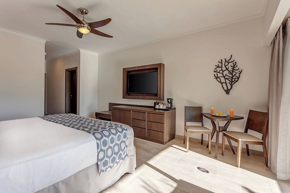 Royalton Splash Punta Cana, An Autograph Collection All-Inclusive Resort & Casino — Hotel rooms in Bavaro, La Altagracia