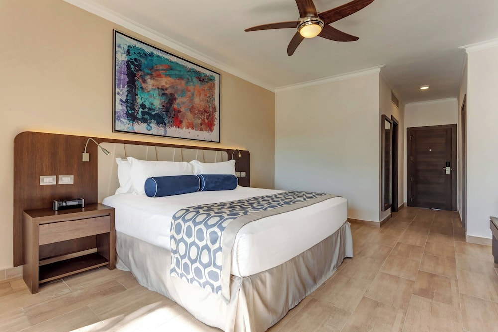 Royalton Splash Punta Cana, An Autograph Collection All-Inclusive Resort & Casino — Hotel rooms in Bavaro, La Altagracia