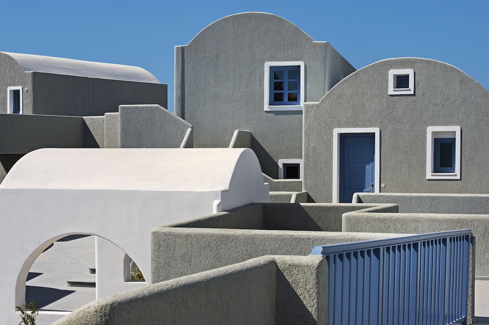 Acroterra Rosa Luxury Suites & Spa — Beach in Akrotiri, South Aegean