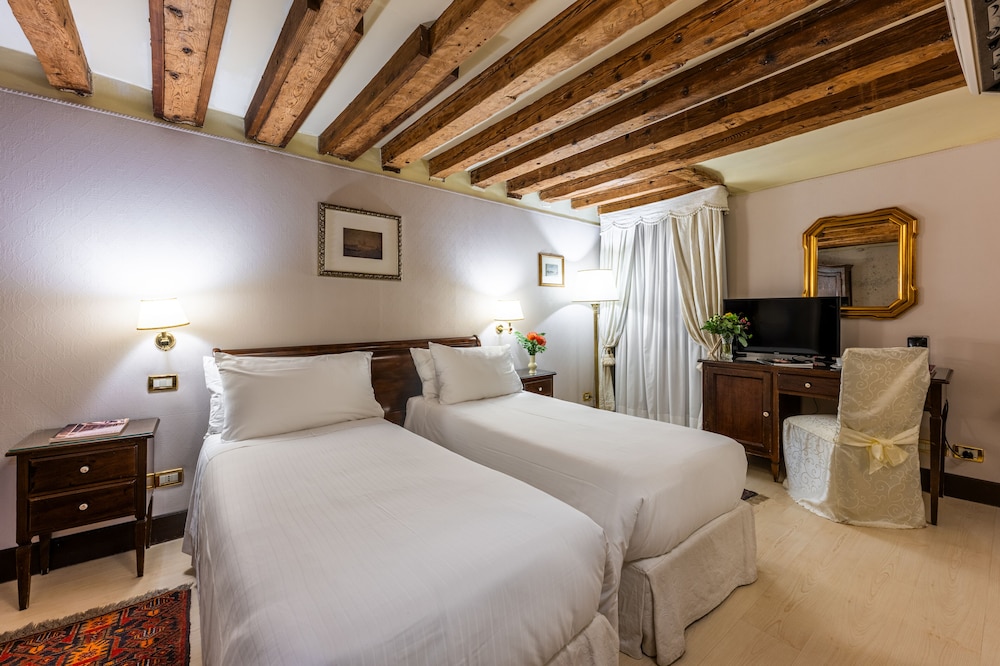 Ca' del Nobile — Hotel rooms in Venice, Veneto