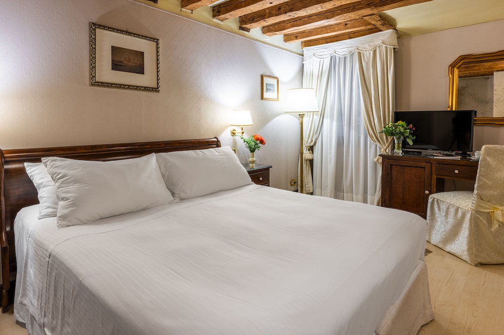 Ca' del Nobile — Hotel rooms in Venice, Veneto