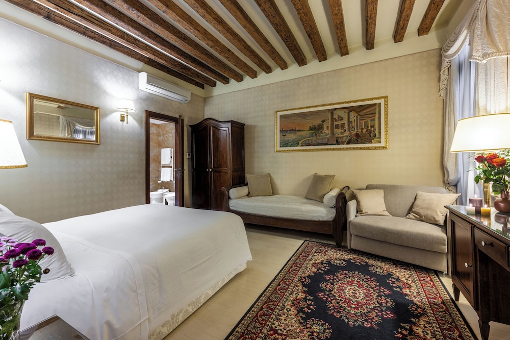 Ca' del Nobile — Hotel rooms in Venice, Veneto