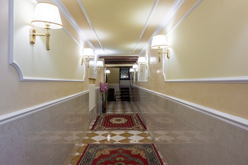 Ca' del Nobile — Hotel building in Venice, Veneto