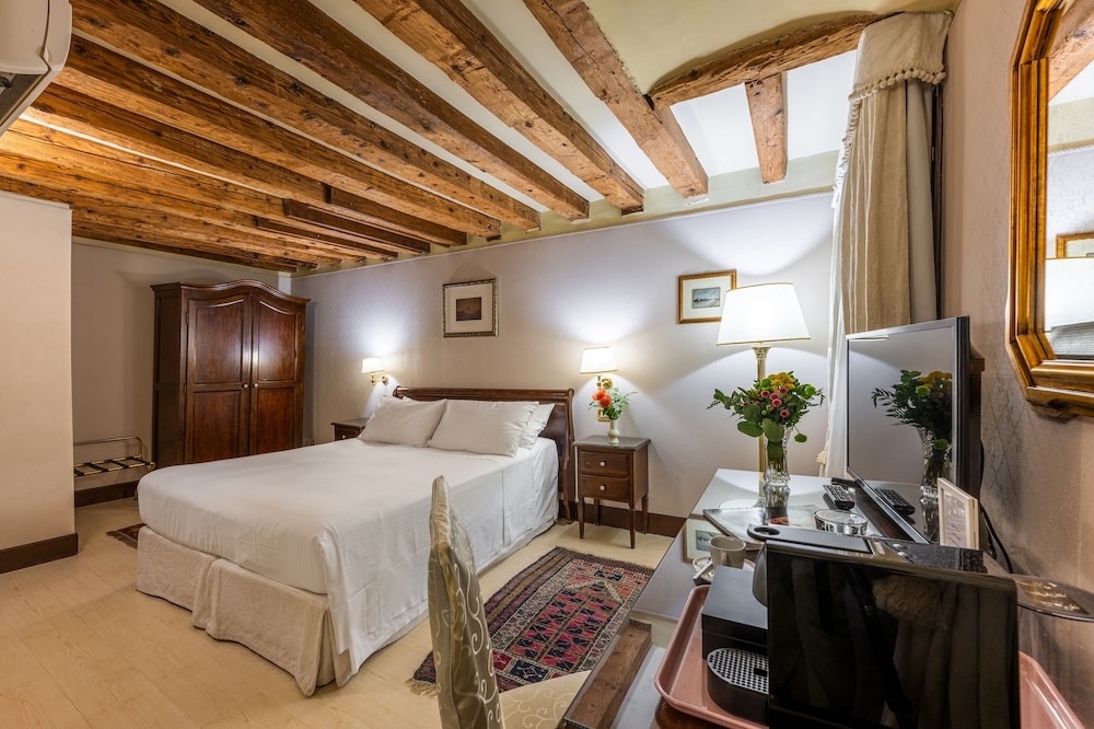 Ca' del Nobile — Hotel rooms in Venice, Veneto