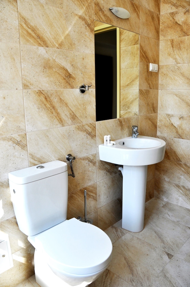 Hotel Santi — Hotel rooms in Krakow, Lesser Poland