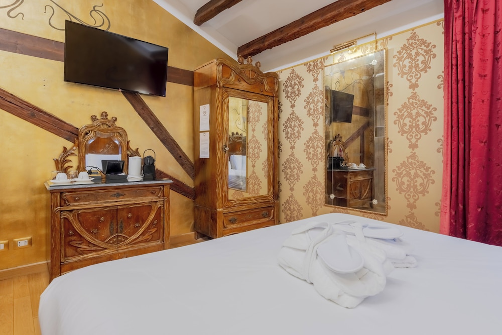 Ca' dell'Arte — Hotel rooms in Venice, Veneto