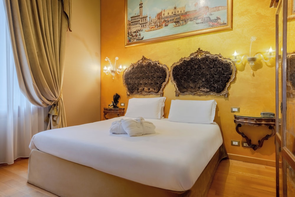 Ca' dell'Arte — Hotel rooms in Venice, Veneto
