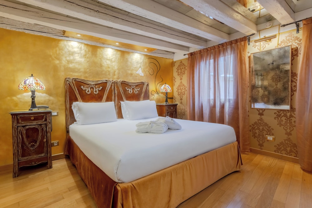 Ca' dell'Arte — Hotel rooms in Venice, Veneto