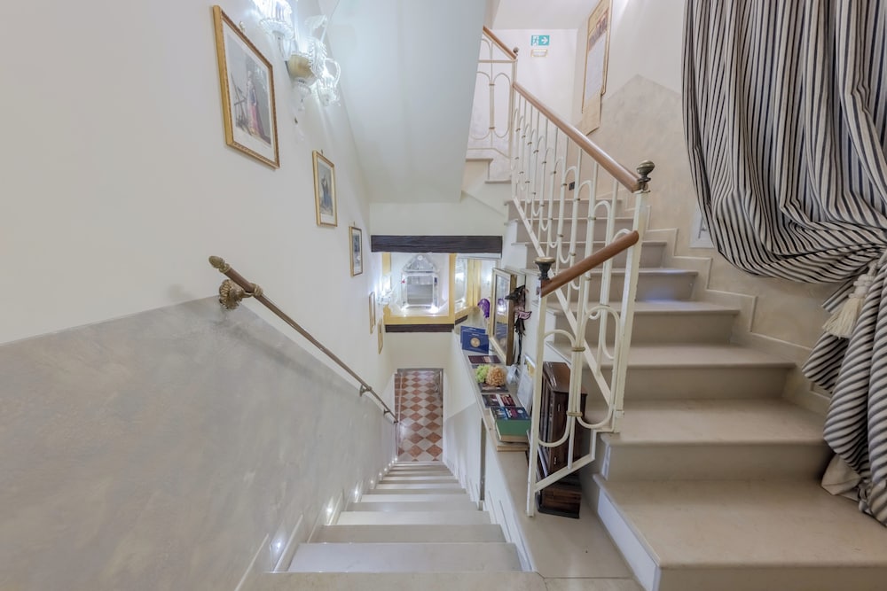Ca' dell'Arte — Hotel building in Venice, Veneto