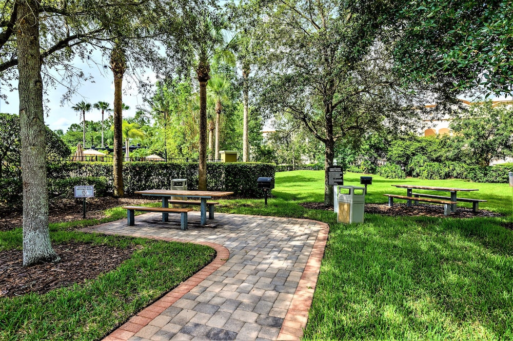 Vista Cay Resort by Millenium at Universal Blvd — Sports & recreation in Orlando, Florida