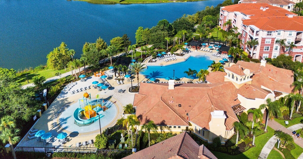 Vista Cay Resort by Millenium at Universal Blvd — Swimming pool in Orlando, Florida