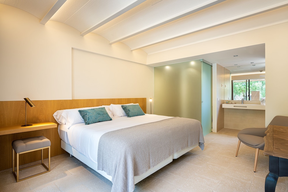 Agroturismo Malbuger Nou - Adults only — Hotel rooms in Mahon, Balearic Islands