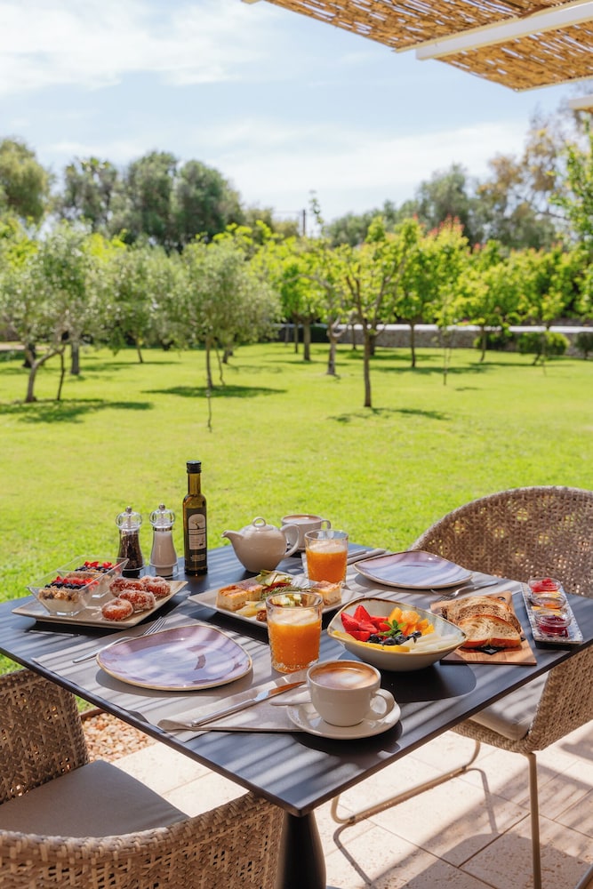 Agroturismo Malbuger Nou - Adults only — Restaurant & bars in Mahon, Balearic Islands
