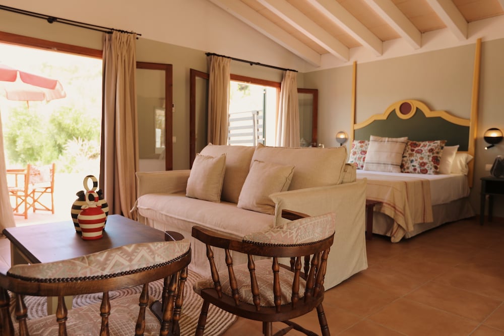 Hotel Llucatx Menorca — Hotel rooms in Son Parc, Balearic Islands
