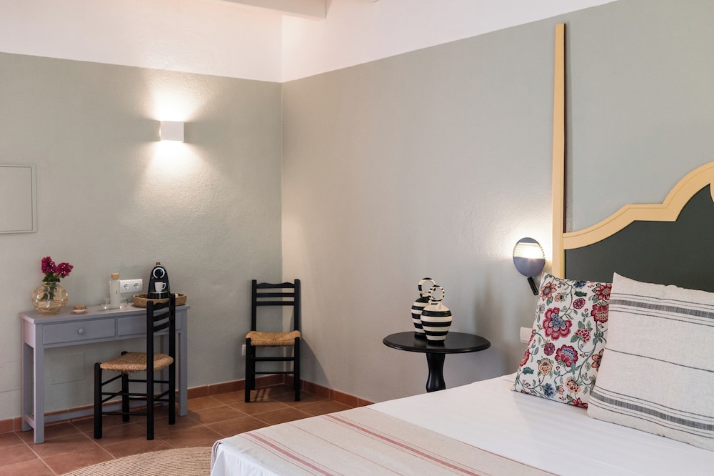 Hotel Llucatx Menorca — Hotel rooms in Son Parc, Balearic Islands