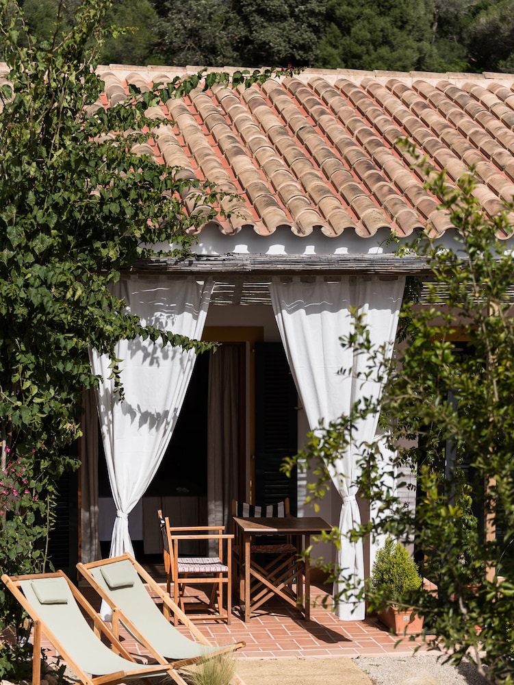 Hotel Llucatx Menorca — Hotel building in Son Parc, Balearic Islands