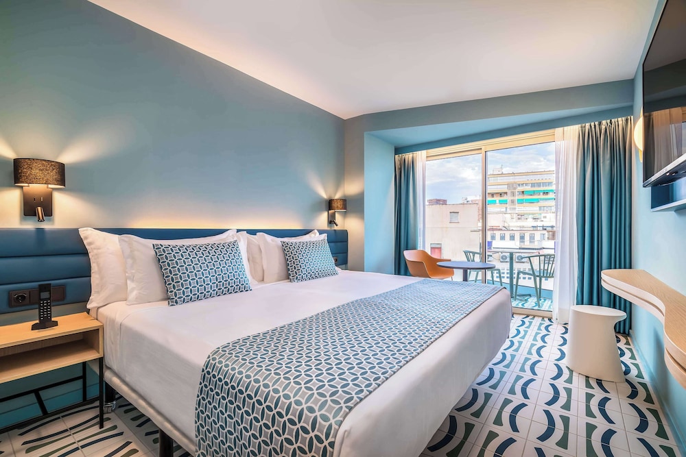 Barceló Benidorm Beach - Adults Recommended — Rooms in Benidorm, Valencian Community