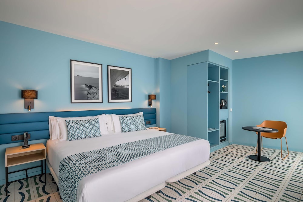 Barceló Benidorm Beach - Adults Recommended — Rooms in Benidorm, Valencian Community