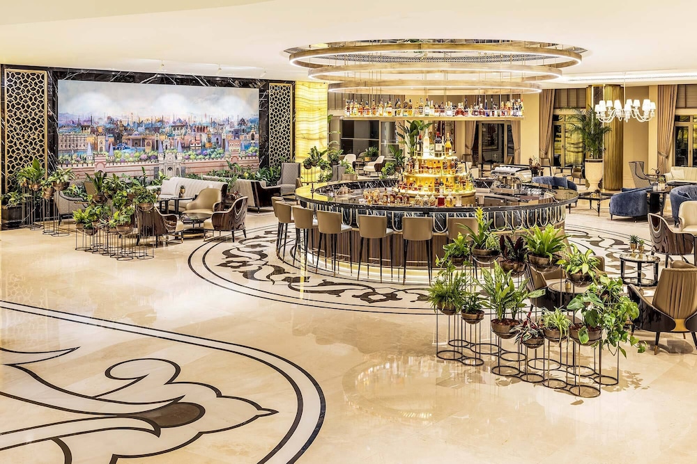 CVK Park Bosphorus Hotel Istanbul — Restaurant & bars in Istanbul, Istanbul