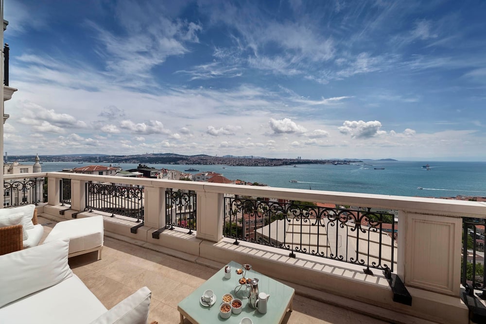 CVK Park Bosphorus Hotel Istanbul — Hotel rooms in Istanbul, Istanbul