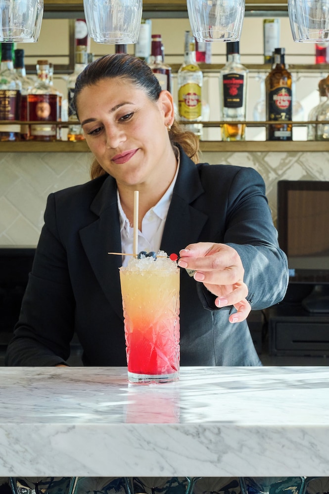 H10 Port Vell — Restaurant & bars in Barcelona, Catalonia