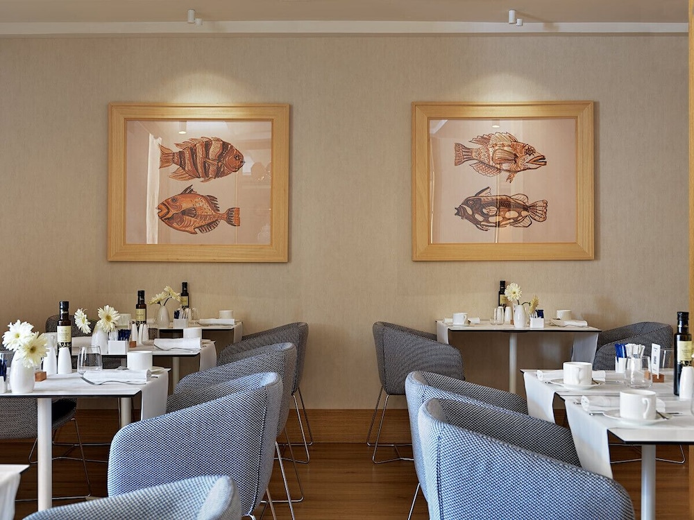 H10 Port Vell — Restaurant & bars in Barcelona, Catalonia