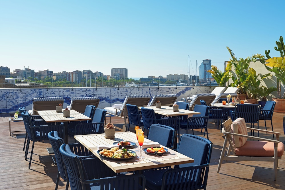 H10 Port Vell — Restaurant & bars in Barcelona, Catalonia