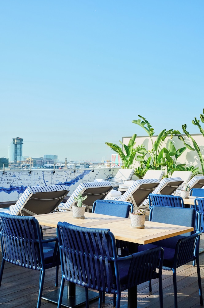 H10 Port Vell — Restaurant & bars in Barcelona, Catalonia