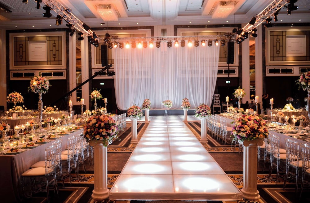 Hilton Istanbul Bomonti Hotel & Conference Center — Hotel building in Istanbul, Istanbul