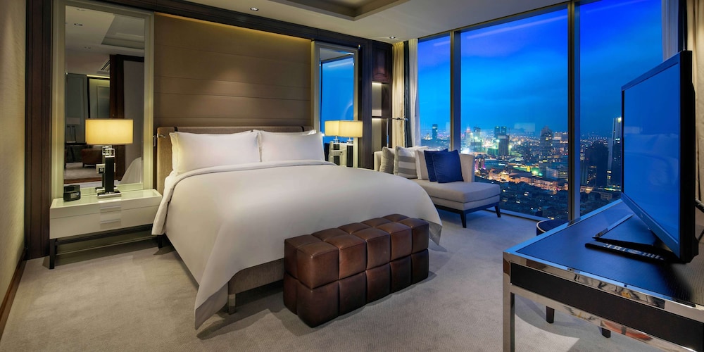 Hilton Istanbul Bomonti Hotel & Conference Center — Hotel rooms in Istanbul, Istanbul