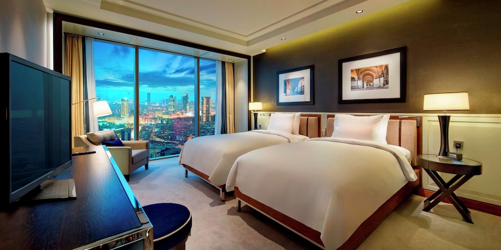Hilton Istanbul Bomonti Hotel & Conference Center — Hotel rooms in Istanbul, Istanbul