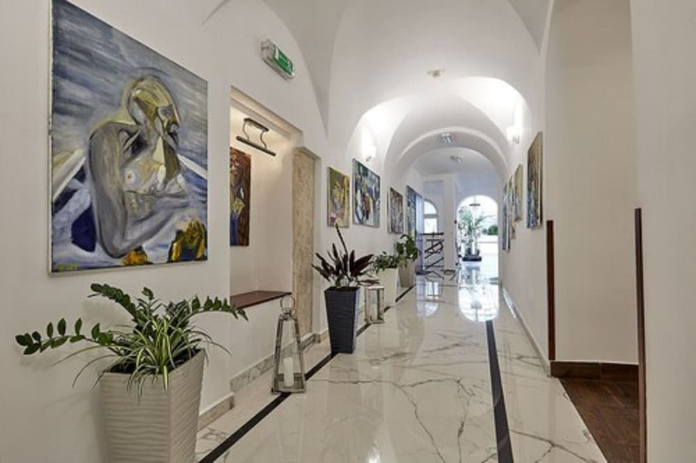 Hotel Jan — Hotel building in Krakow, Lesser Poland