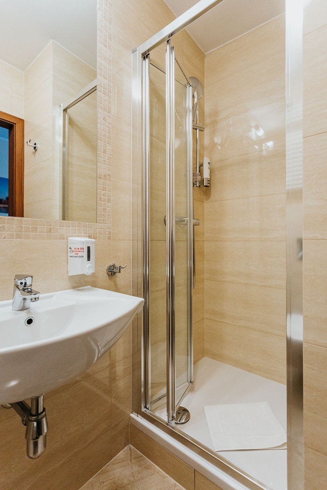 Hotel Jan — Hotel rooms in Krakow, Lesser Poland