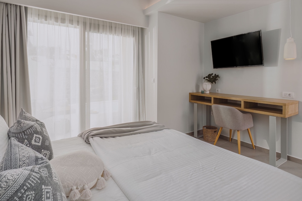 Anassa Suites by Estia Adults Only — Hotel rooms in Stalida