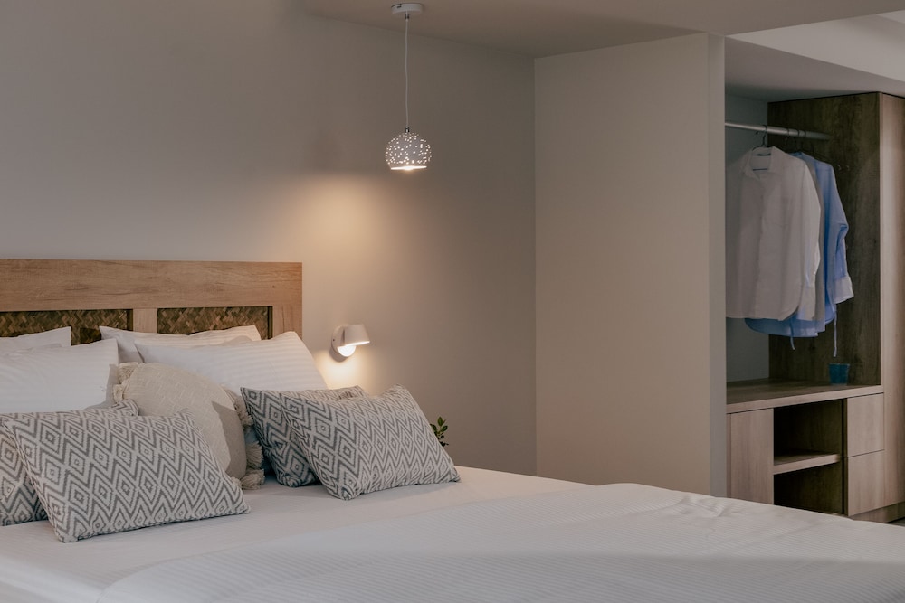 Anassa Suites by Estia Adults Only — Hotel rooms in Stalida