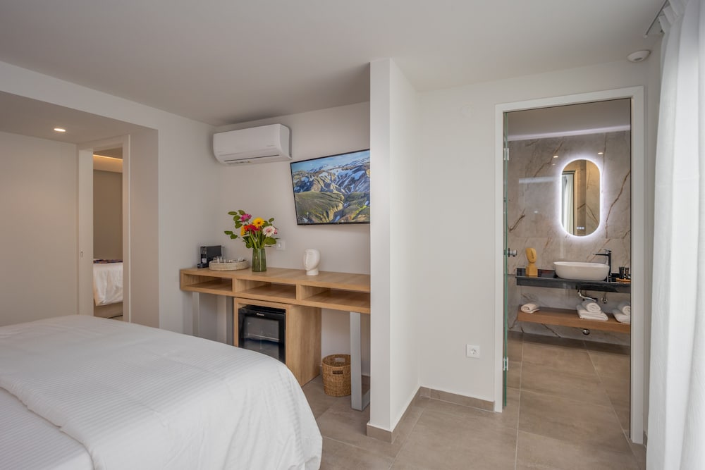 Anassa Suites by Estia Adults Only — Hotel rooms in Stalida