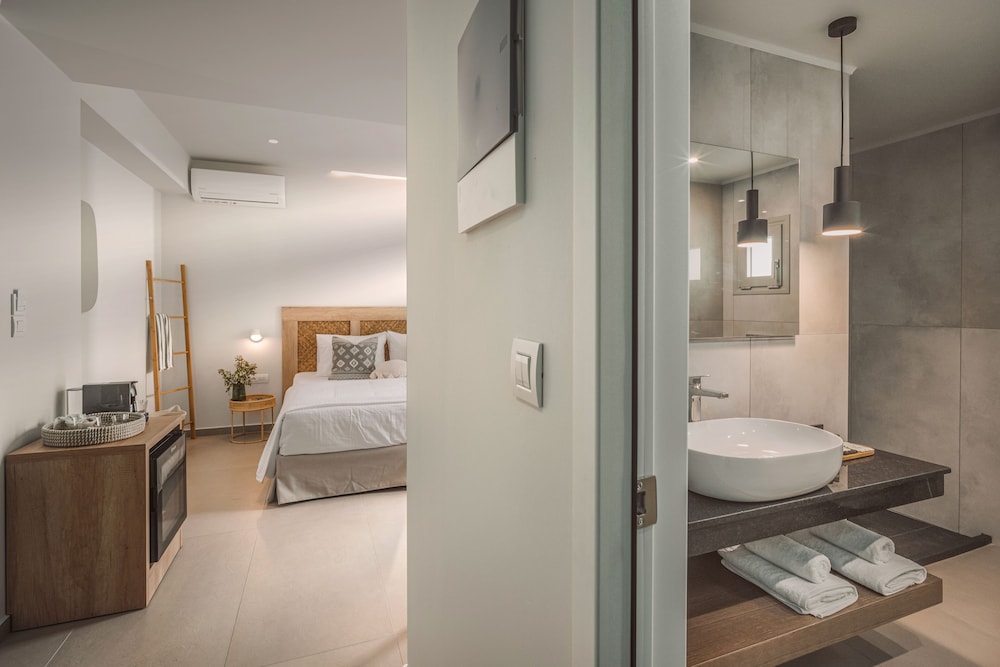Anassa Suites by Estia Adults Only — Hotel rooms in Stalida