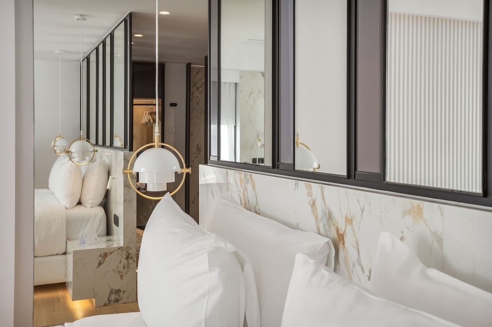 Ethereal White Resort Hotel & Spa - Adults Only — Hotel rooms in Heraklion