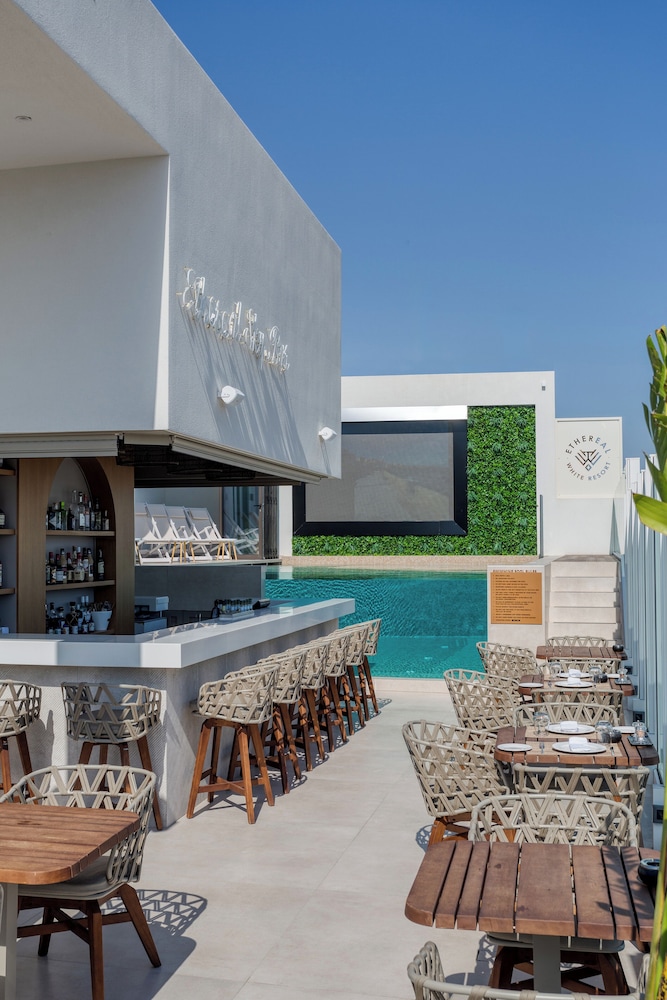 Ethereal White Resort Hotel & Spa - Adults Only — Restaurant & bars in Heraklion