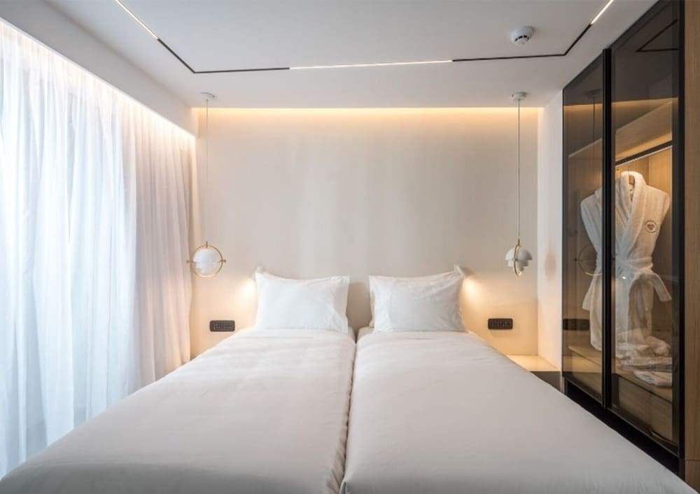 Ethereal White Resort Hotel & Spa - Adults Only — Hotel rooms in Heraklion