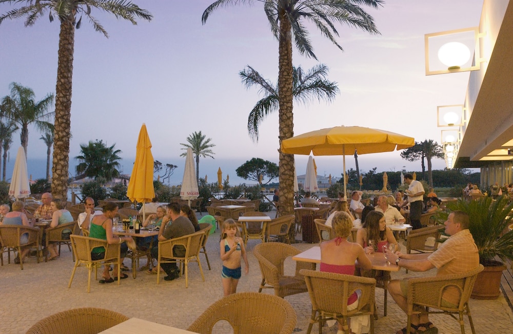Alfagar Alto da Colina — Restaurant & bars in Albufeira, Faro
